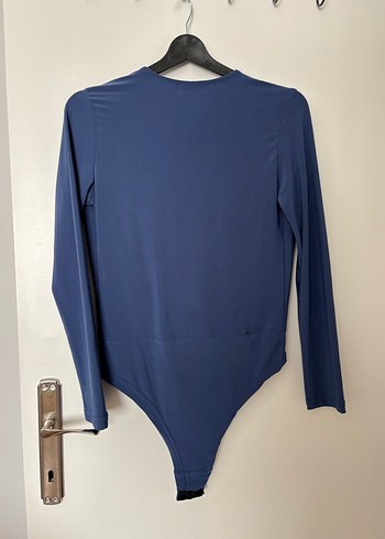 Mavi V Yakalı Drapeli Kadın Bluz - Görsel 2