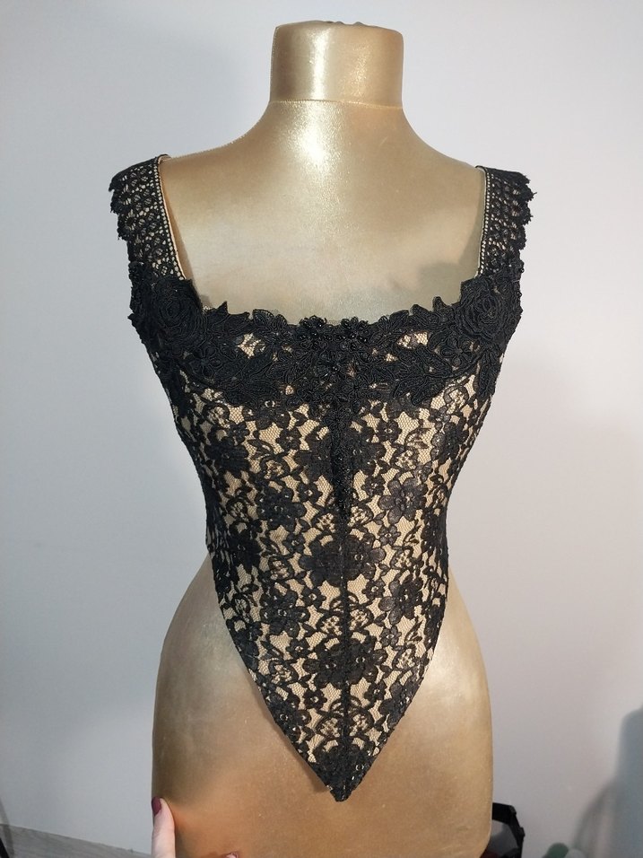 Siyah Dantelli Bustiyer - Görsel 3