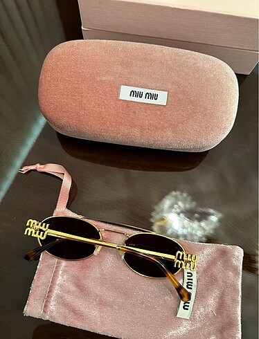 Miu Miu Miu Miu gözlük