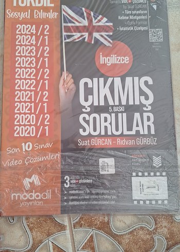 İngilizce Çıkmış Sorular Kitabı