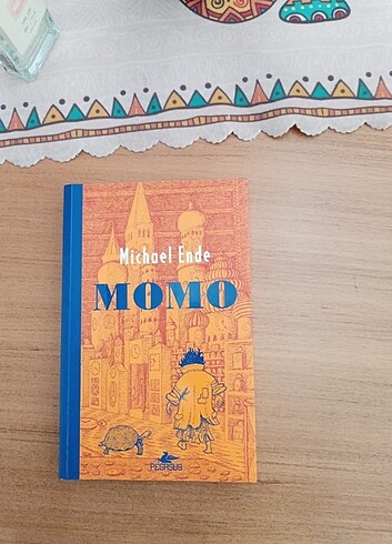 Momo kitap
