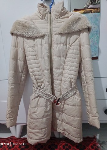 Diğer Kadın Kışlık Mont