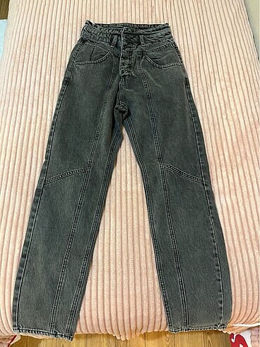Gri Jean