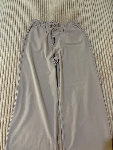 Stradivarius Pantolon