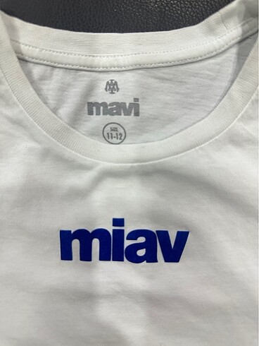 10 Yaş Beden Mavi 10-11 yaş baskılı beyaz tişört