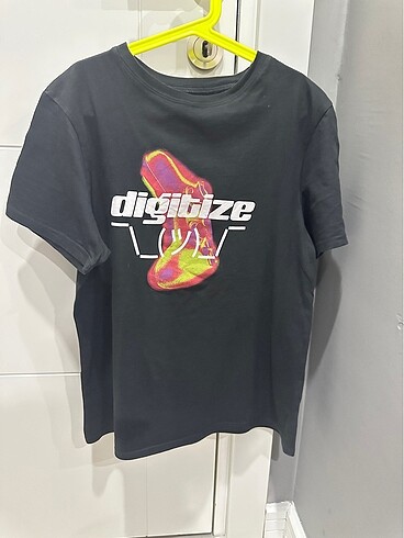 H&M 12-14 yaş siyah tişört