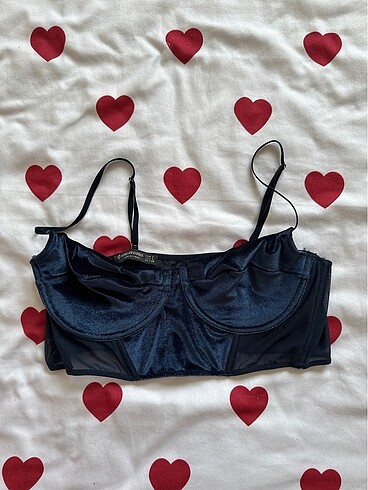 Stradivarius crop