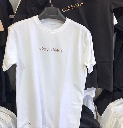 Calvin klein tişört