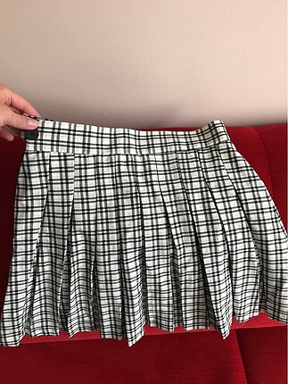 bershka pileli etek