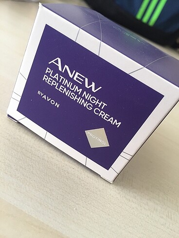 Avon anew gece