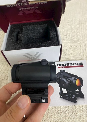 Vortex Crossfire Kırmızı Noktalı Dürbün - Görsel 2