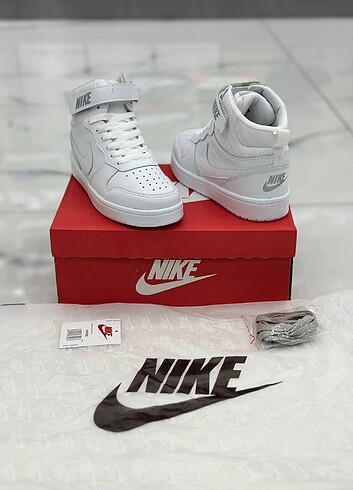 40 Beden beyaz Renk Nike Court Borough Low İthal Bot ?