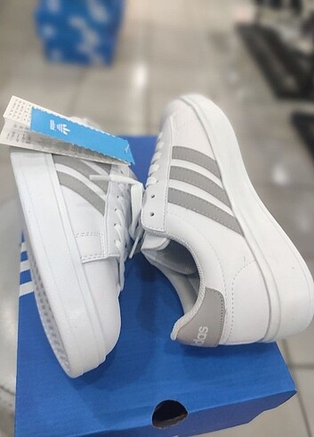 Adidas Adidas Low Mükemmel Ayakkabı ????