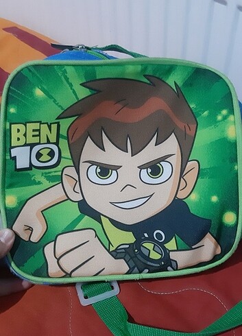  Beden Ben10 okul çantası.