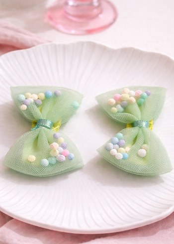 Bej Dantel Nakışlı Çocuk Toka - Görsel 4