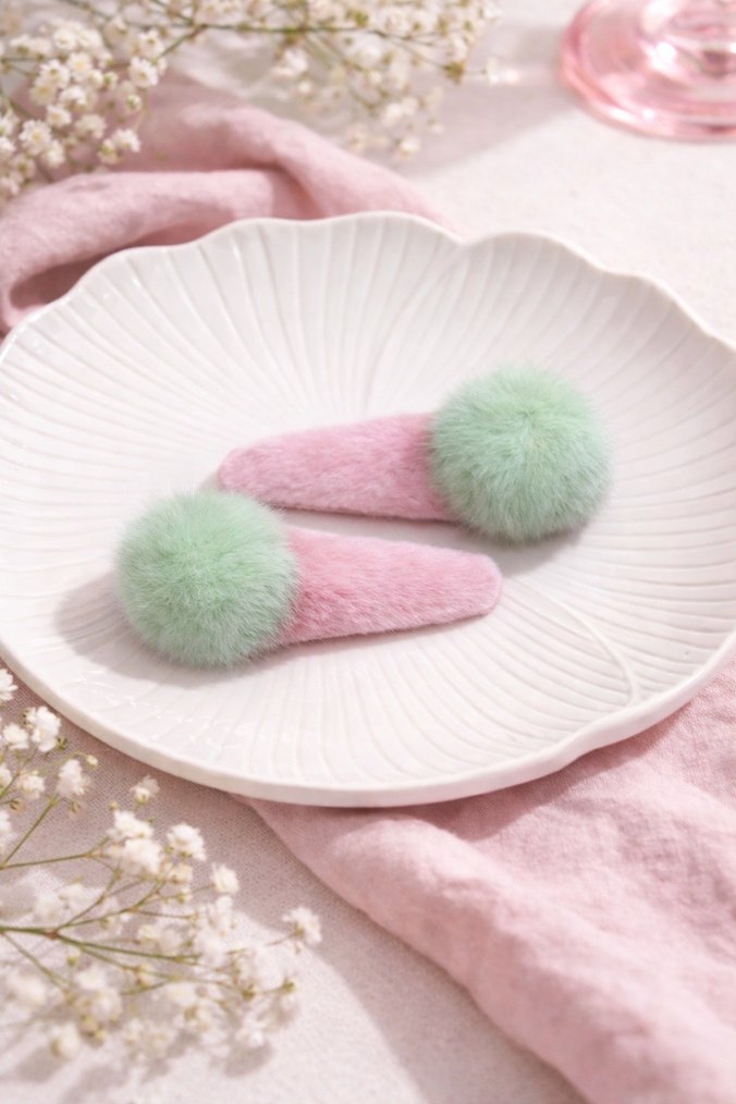 Çok Renkli Peluş Ponponlu Çocuk Toka Seti - Görsel 3