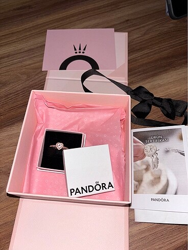 PANDORA Işıltılı Yüksek Kalp Taşlı Yüzük - Görsel 5