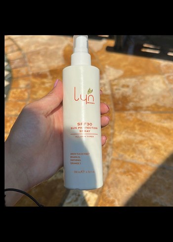 Lyn SPF 30 Güneş Koruyucu Sprey 200 ml