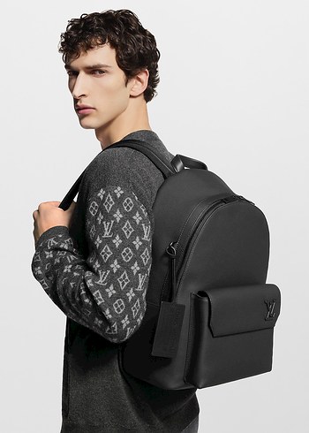 Louis Vuitton Erkek Siyah Sırt Çantası - Görsel 6