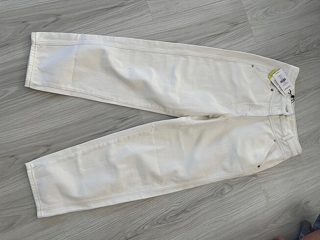 26 Beden beyaz Renk Kot pantolon