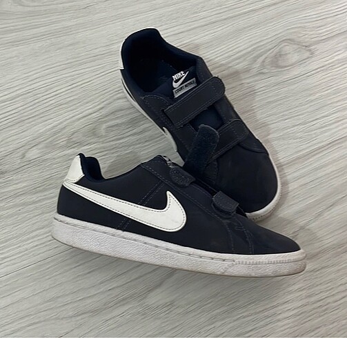 Erkek Nike spor ayakkabı