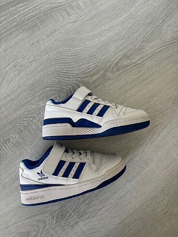 erkek çocuk adidas ayakkabısı
