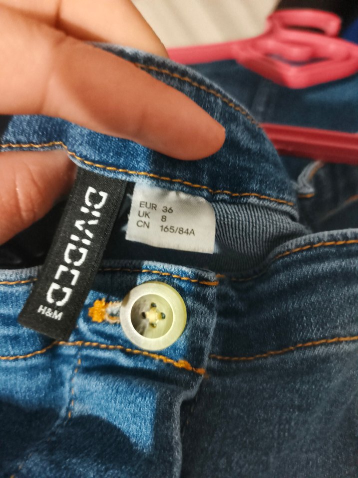 Mavi Düğmeli Askılı Kısa Denim Elbise - Görsel 3