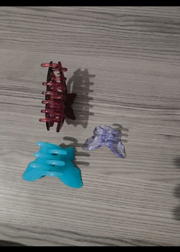 Renkli Plastik Fiyonk ve Kelebek Saç Tokaları - Görsel 3