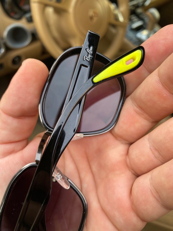 Sarı Tokalı Ray-Ban Kadın Güneş Gözlüğü - Görsel 4