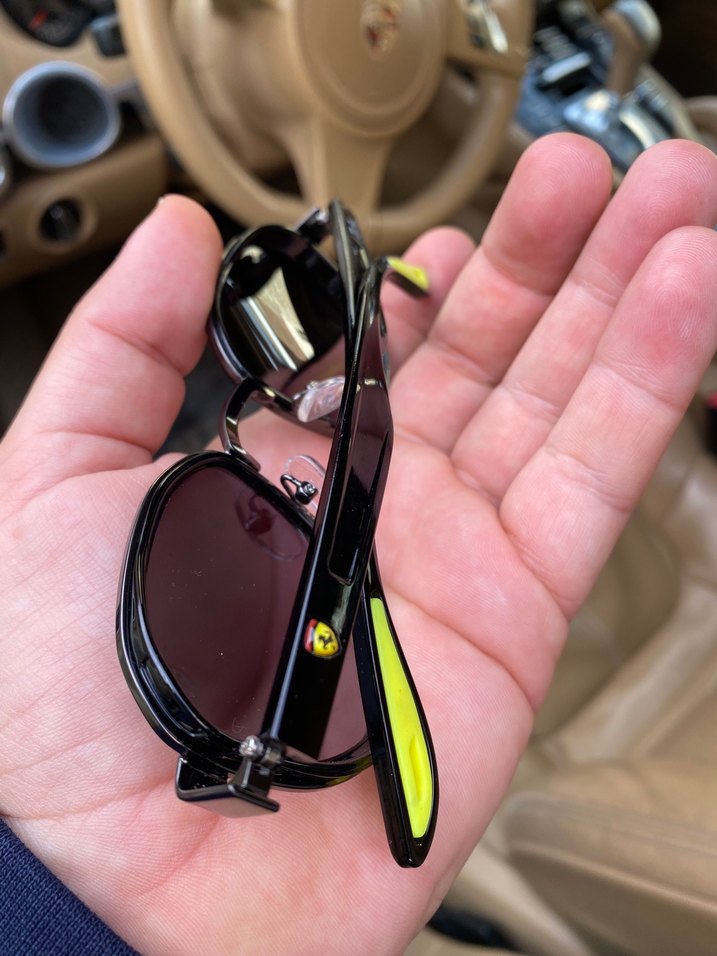 Sarı Tokalı Ray-Ban Kadın Güneş Gözlüğü - Görsel 5