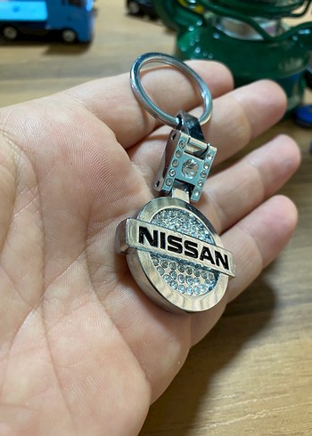 Altın Renkli Nissan Erkek Anahtarlık - Görsel 2