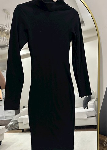 Siyah Yüksek Yakalı Uzun Kollu Kadın Elbise - Görsel 3