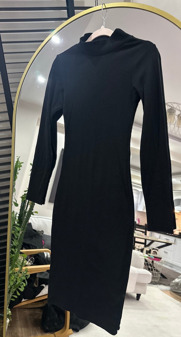 Siyah Yüksek Yakalı Uzun Kollu Kadın Elbise - Görsel 2