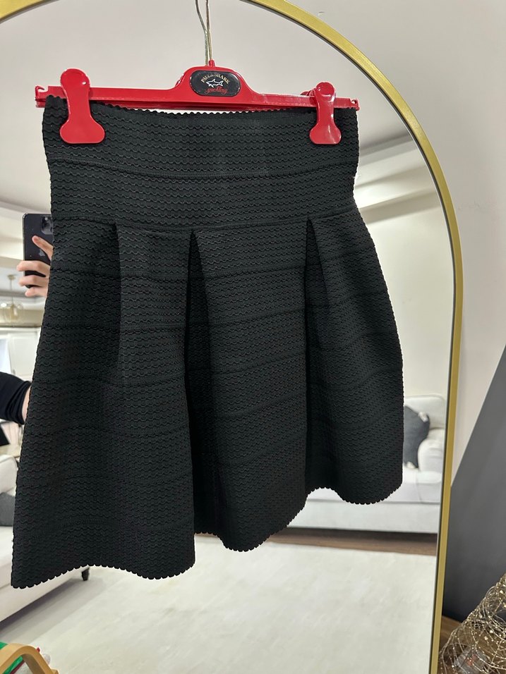 Kadın Siyah Mini Pliseli Etek - Görsel 2