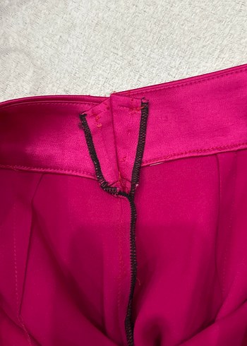 Pembe Parlak Piliseli Kadın Saten Pantolon - Görsel 4