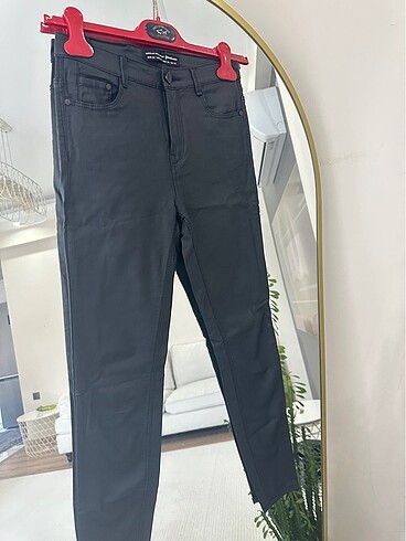 Stradivarius Stradivarius Mumlu dar Pantalon
