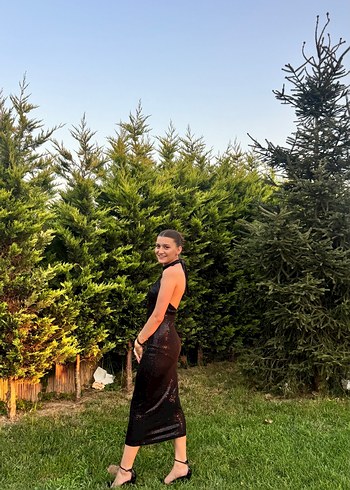 Drapeli Siyah pullu midi Elbise