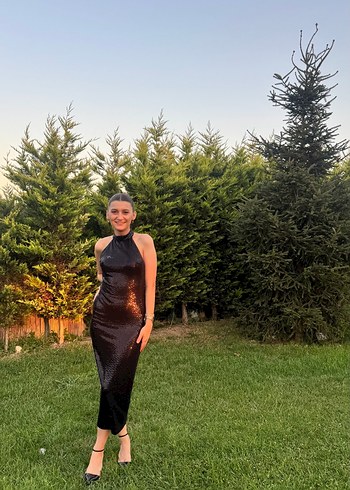 Diğer Drapeli Siyah pullu midi Elbise