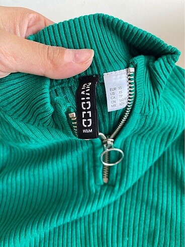 Yeşil üste oturan fermuar detaylı rahat üst - Görsel 2