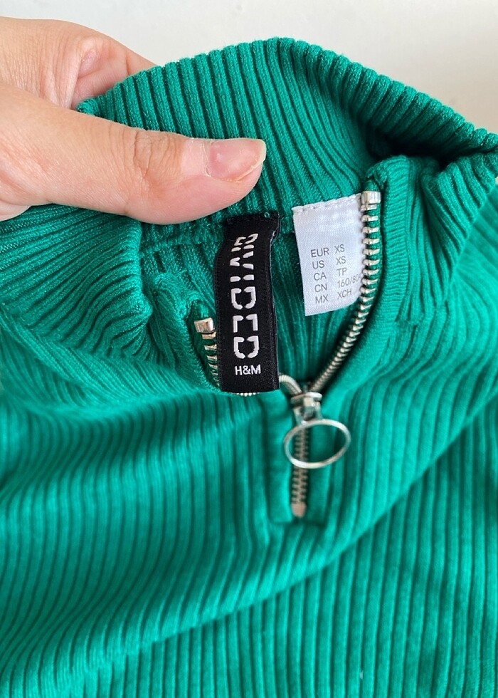 Yeşil üste oturan fermuar detaylı rahat üst - Görsel 2