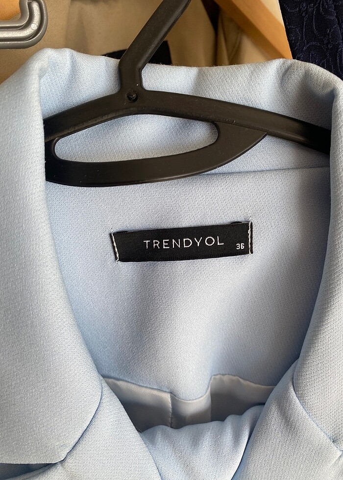 Bebe mavisi kruvaze ceketli takım elbise - Görsel 5