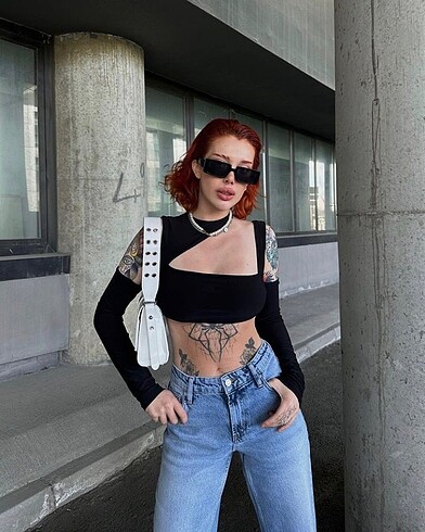 xs Beden black janear crop