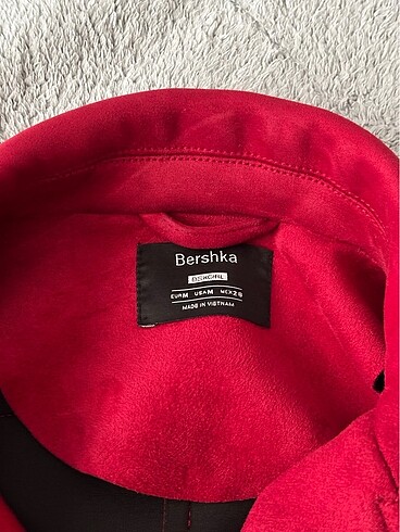 m Beden Bershka eski sezon ceket