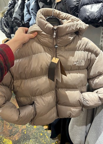 Siyah Yüksek Yakalı Kısa Mont - Görsel 5