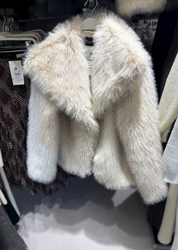 Kadın Bej Suni Kürk Ceket - Görsel 3