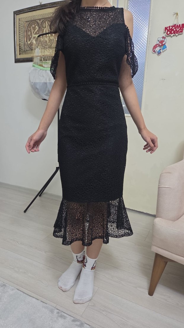 Siyah Straplez Dantelli Midi Abiye Elbise - Görsel 2