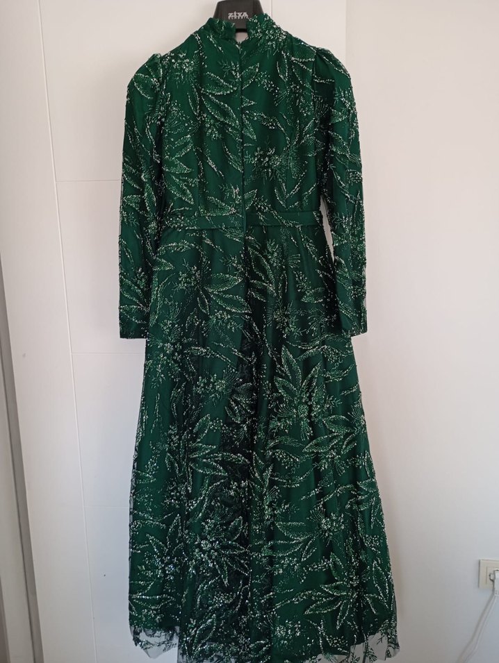 Yeşil İşlemeli Uzun Kollu Abiye Elbise - Görsel 3