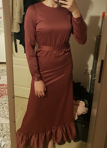 Tesettür Mürdüm Altı Pileli Elbise