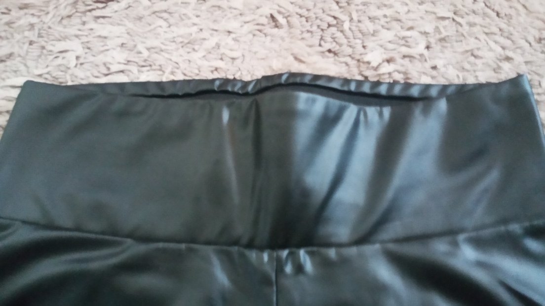 Siyah Deri Kadın Tayt - Görsel 3