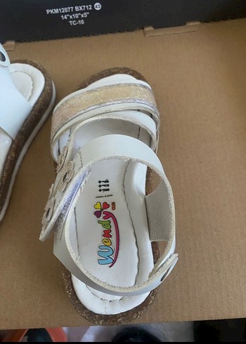 25 Beden beyaz Renk Wendy 25 numara kız çocuk sandaleti
